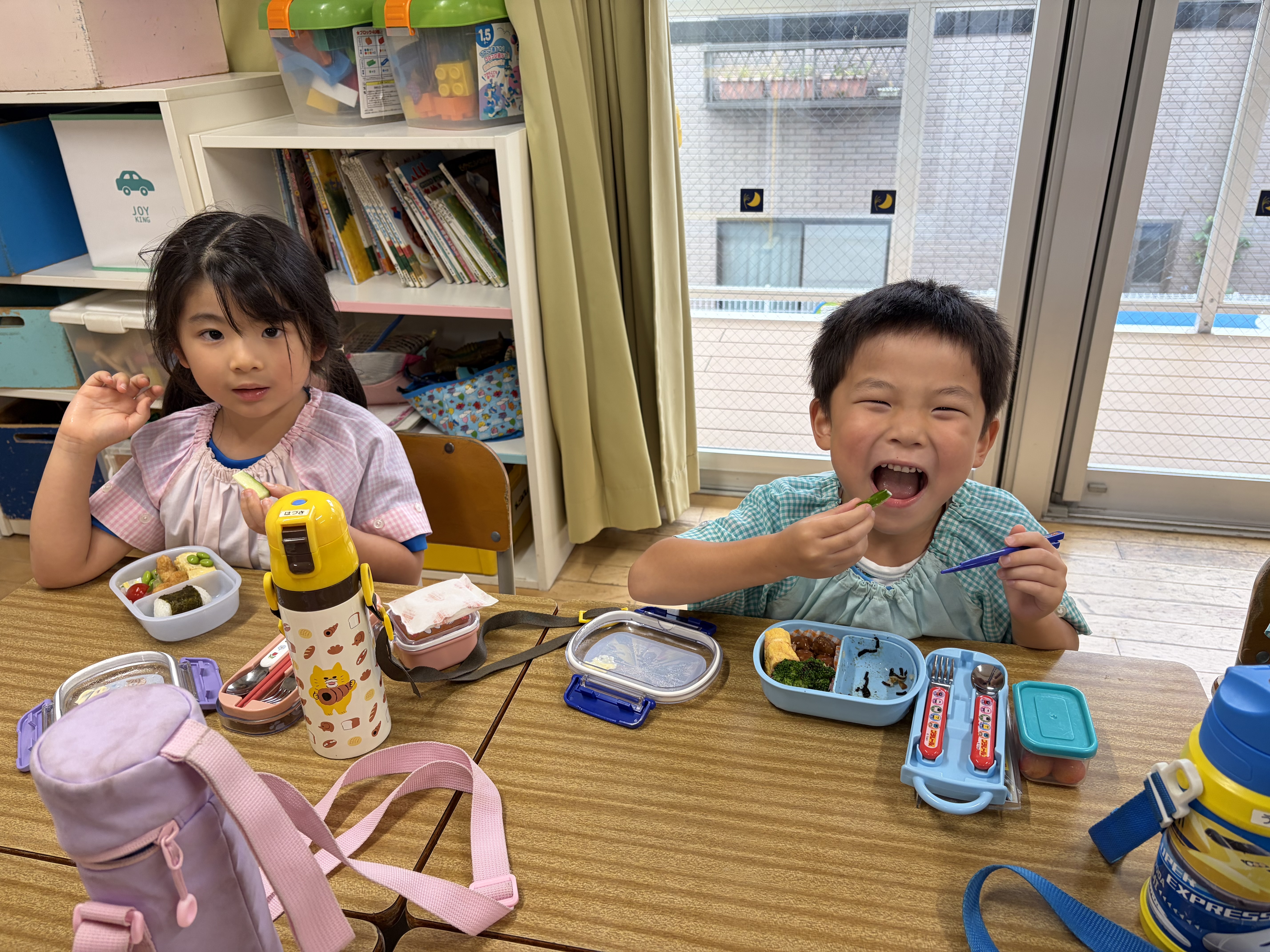 家庭からのお弁当